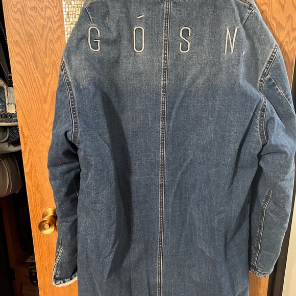 DENIM SHEARLING COAT BY GOSN IN A SIZE XL… EXCELLENT LIKE NEW CONDITION. UNISEX - Picture 2 of 9